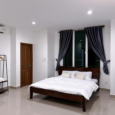 פנום פן D32 Homestay Near Airport Behind Brown Coffee Airport מראה חיצוני תמונה