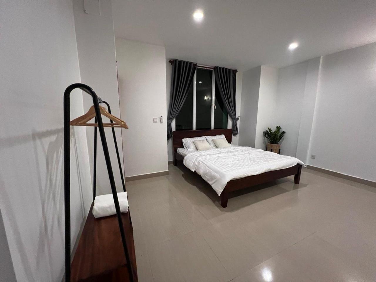 פנום פן D32 Homestay Near Airport Behind Brown Coffee Airport מראה חיצוני תמונה