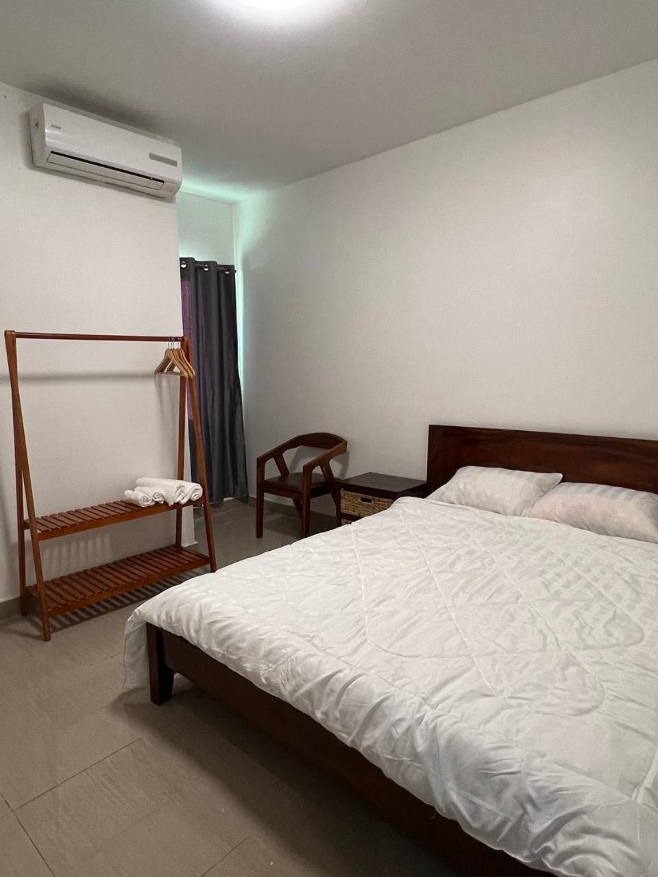 פנום פן D32 Homestay Near Airport Behind Brown Coffee Airport מראה חיצוני תמונה